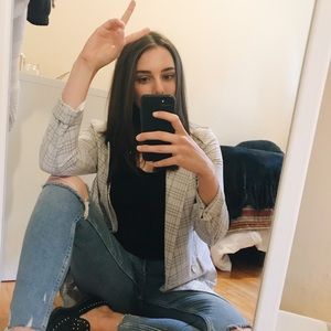 Meet your Posher, Allyson